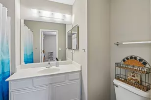 421 Lakeview Cir, Bolingbrook, IL 60440 - Photo 16