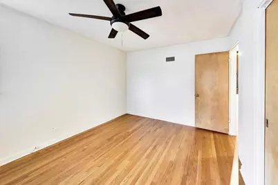 7810 Kilbourn Avenue, Skokie, IL 60076 - Photo 14