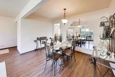 289 Barclay Drive, Glendale Heights, IL 60139 - Photo 6