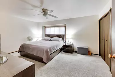 289 Barclay Drive, Glendale Heights, IL 60139 - Photo 10
