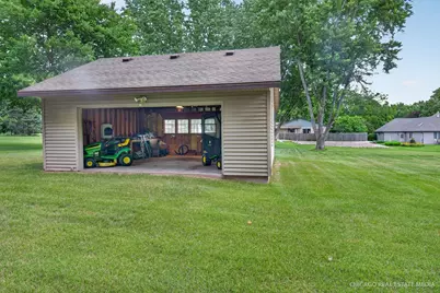 10062 Jesters Row, Roscoe, IL 61073 - Photo 4