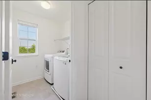 85 Marcel Ln, Schaumburg, IL 60194 - Photo 22