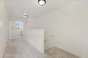 85 Marcel Ln, Schaumburg, IL 60194 - Photo 14
