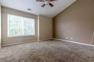 162 Fairfield Ln, Carol Stream, IL 60188 - Photo 18
