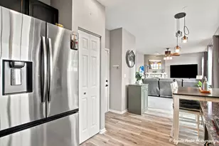 757 Beethoven St, Volo, IL 60073 - Photo 8