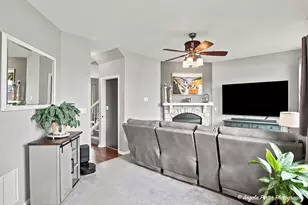 757 Beethoven St, Volo, IL 60073 - Photo 6