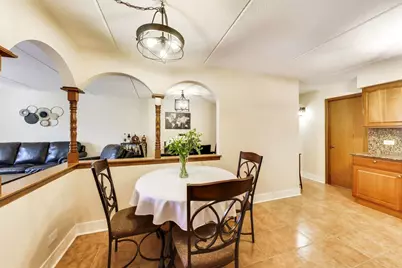 6300 W Montrose Avenue #305, Chicago, IL 60634 - Photo 18
