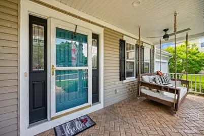 151 Center Street, Crystal Lake, IL 60014 - Photo 2