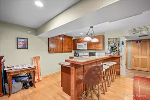 151 Center St, Crystal Lake, IL 60014 - Photo 30