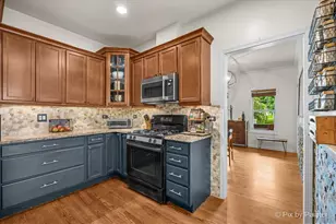 151 Center St, Crystal Lake, IL 60014 - Photo 12
