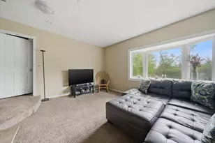 703 Il Route 59 Rte, Ingleside, IL 60041 - Photo 8