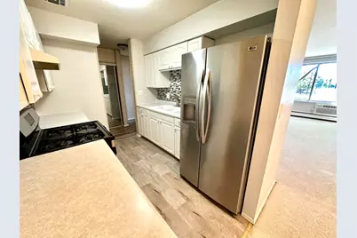 1880 Bonnie Lane #203, Hoffman Estates, IL 60169 - Photo 8