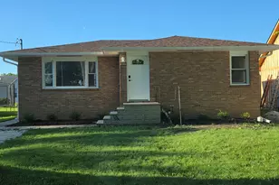 410 Wallace St, Marseilles, IL 61341 - Photo 1