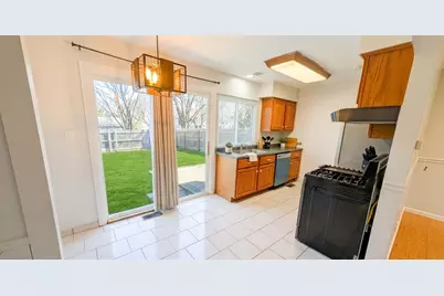 117 Galewood Drive, Bolingbrook, IL 60440 - Photo 4