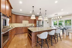 451 Lowell Ave, Glen Ellyn, IL 60137 - Photo 4