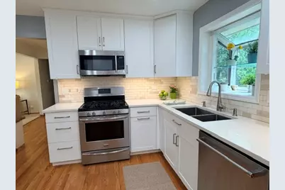 16 Falkirk Road, Hawthorn Woods, IL 60047 - Photo 24