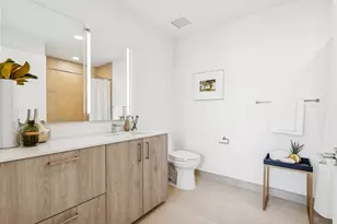 211 N Harbor Dr, Chicago, IL 60601 - Photo 18