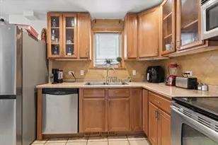 2625 Westbrook Dr, Franklin Park, IL 60131 - Photo 4