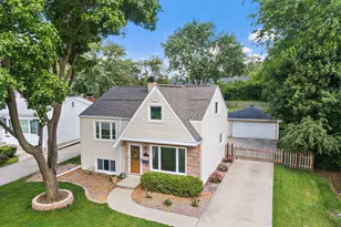 117 S Erie St, Wheaton, IL 60187 - Photo 28