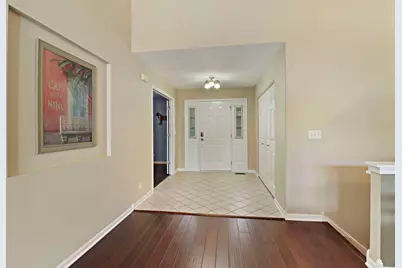 1955 W Overlook Court, Round Lake, IL 60073 - Photo 10