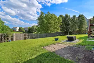1955 W Overlook Ct, Round Lake, IL 60073 - Photo 40