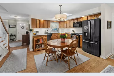 819 S Beverly Lane, Arlington Heights, IL 60005 - Photo 8