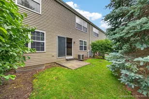 738 Silk Oak Ln, Crystal Lake, IL 60014 - Photo 22