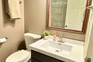 1598 Lois Ann Ln, Naperville, IL 60563 - Photo 18