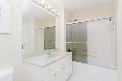 814 Dunhill Drive, Buffalo Grove, IL 60089 - Photo 18