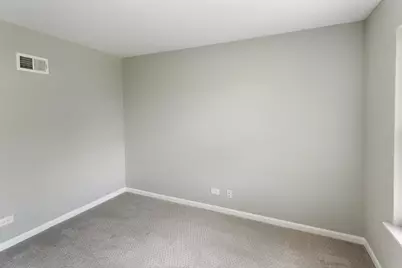 600 Brookstone Road, Grayslake, IL 60030 - Photo 32