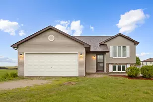 3765 N Il State Route 71, Sheridan, IL 60551 - Photo 2