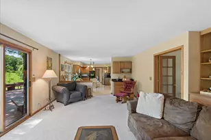14 James Dr, Hawthorn Woods, IL 60047 - Photo 16