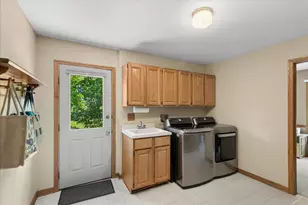 14 James Dr, Hawthorn Woods, IL 60047 - Photo 20