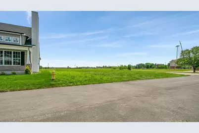 2076 Waters Edge Drive, Minooka, IL 60447 - Photo 8