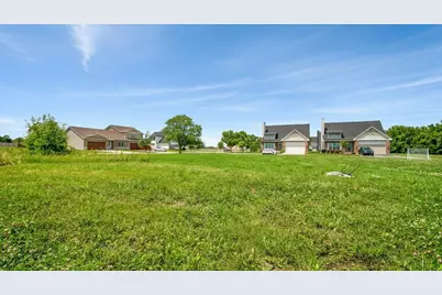 2076 Waters Edge Drive, Minooka, IL 60447 - Photo 6