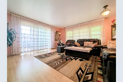 4229 N Keystone Avenue #3H, Chicago, IL 60641 - Photo 4