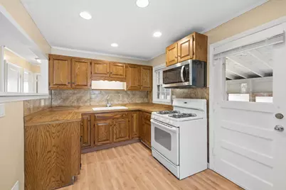 1106 Roosevelt Avenue, Joliet, IL 60435 - Photo 6