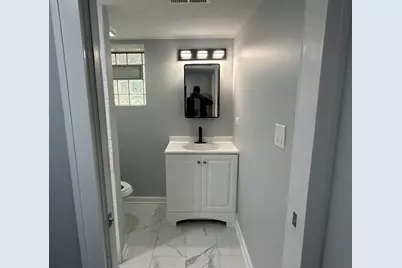 10010 S Emerald Avenue, Chicago, IL 60628 - Photo 18
