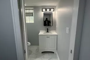 10010 S Emerald Ave, Chicago, IL 60628 - Photo 18