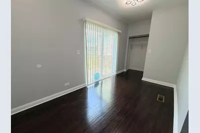 10010 S Emerald Avenue, Chicago, IL 60628 - Photo 12