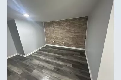 10010 S Emerald Avenue, Chicago, IL 60628 - Photo 16