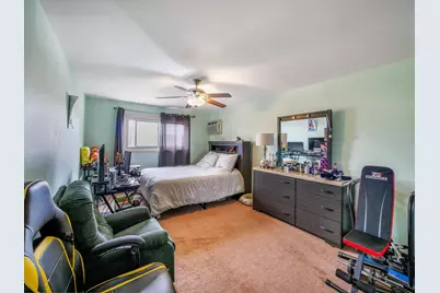 8430 W Oak Avenue, Niles, IL 60714 - Photo 12