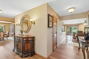 308 S Knollwood Dr, Schaumburg, IL 60193 - Photo 6