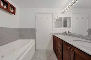 1000 W 15th St, Chicago, IL 60608 - Photo 24