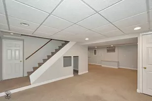 8348 Adbeth Ave, Woodridge, IL 60517 - Photo 32