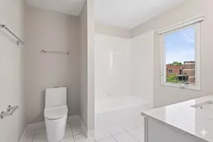 2524 W Bloomingdale Ave, Chicago, IL 60647 - Photo 10