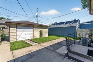 7811 McVicker Ave, Burbank, IL 60459 - Photo 34