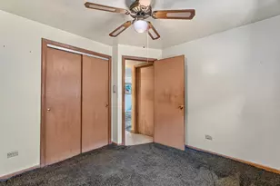 7811 McVicker Ave, Burbank, IL 60459 - Photo 20
