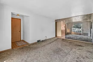 7811 McVicker Ave, Burbank, IL 60459 - Photo 12