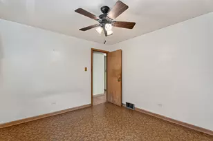7811 McVicker Ave, Burbank, IL 60459 - Photo 18
